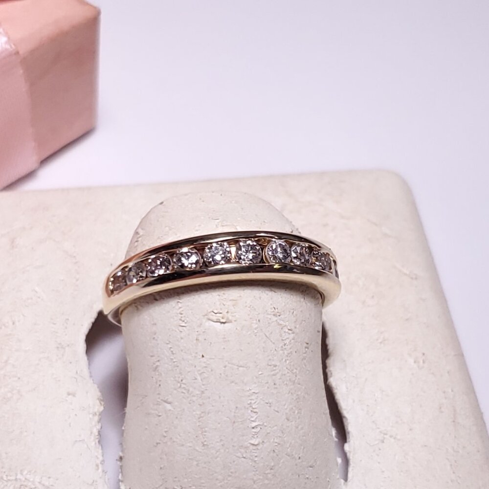 Estate .50ctw Natural Round Diamond Channel set 14Kt Y/Gold Wedding Band #23104